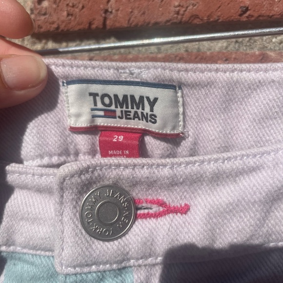 Y2K Tommy Hilfiger Denim Shorts - Picture 5 of 13